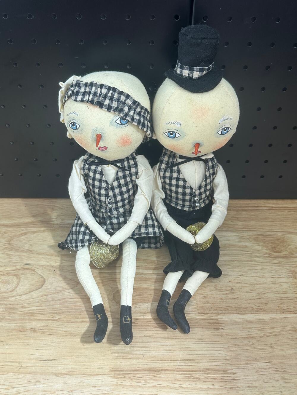 Joe Spencer Quincey & Mincey Snow People Dolls Christmas Gathered Trads Pair